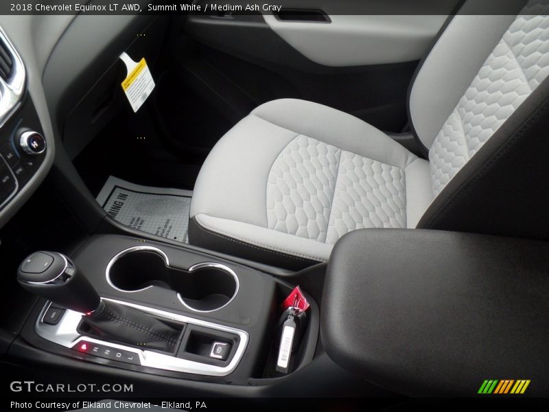 Summit White / Medium Ash Gray 2018 Chevrolet Equinox LT AWD