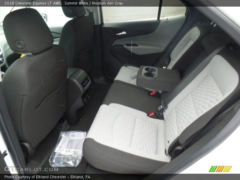 Summit White / Medium Ash Gray 2018 Chevrolet Equinox LT AWD