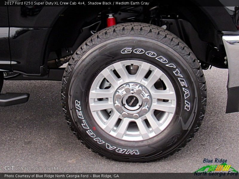 Shadow Black / Medium Earth Gray 2017 Ford F250 Super Duty XL Crew Cab 4x4