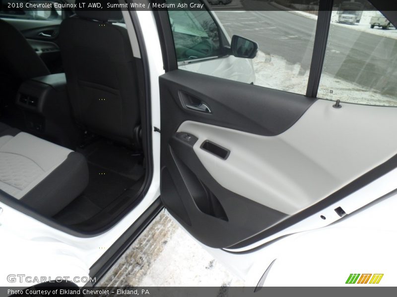 Summit White / Medium Ash Gray 2018 Chevrolet Equinox LT AWD
