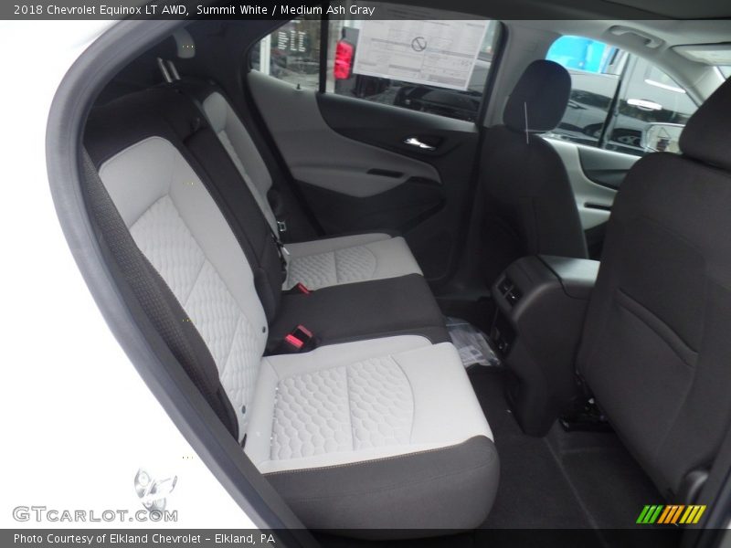 Summit White / Medium Ash Gray 2018 Chevrolet Equinox LT AWD