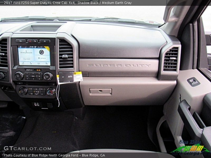 Shadow Black / Medium Earth Gray 2017 Ford F250 Super Duty XL Crew Cab 4x4
