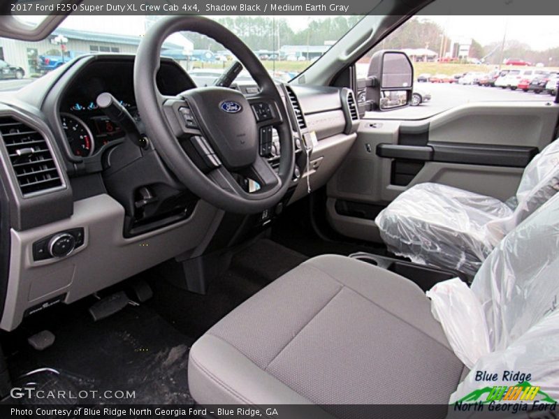 Shadow Black / Medium Earth Gray 2017 Ford F250 Super Duty XL Crew Cab 4x4