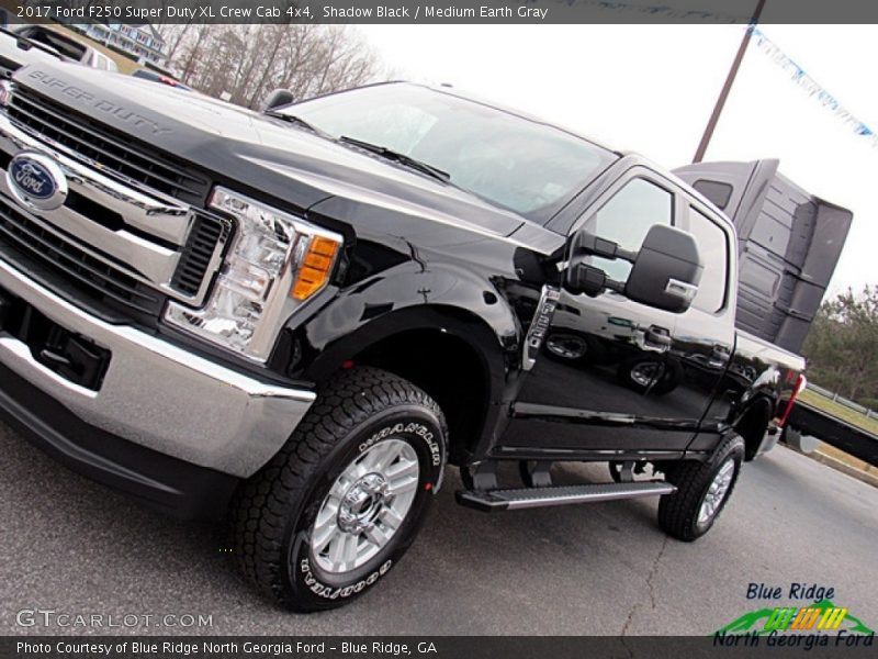 Shadow Black / Medium Earth Gray 2017 Ford F250 Super Duty XL Crew Cab 4x4
