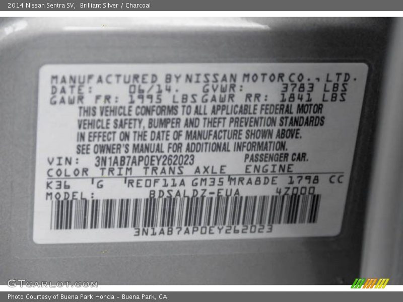 Brilliant Silver / Charcoal 2014 Nissan Sentra SV