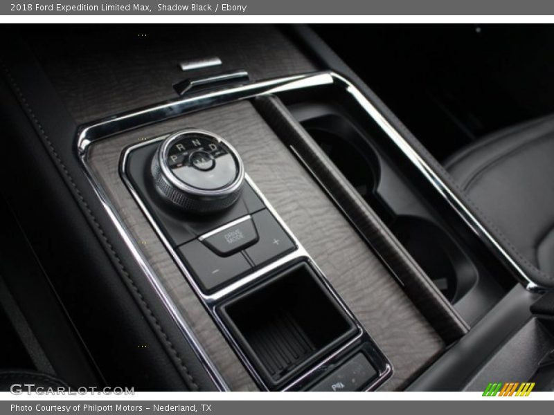 Controls of 2018 Expedition Limited Max