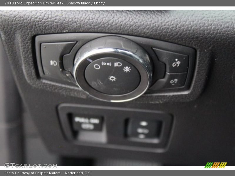 Controls of 2018 Expedition Limited Max
