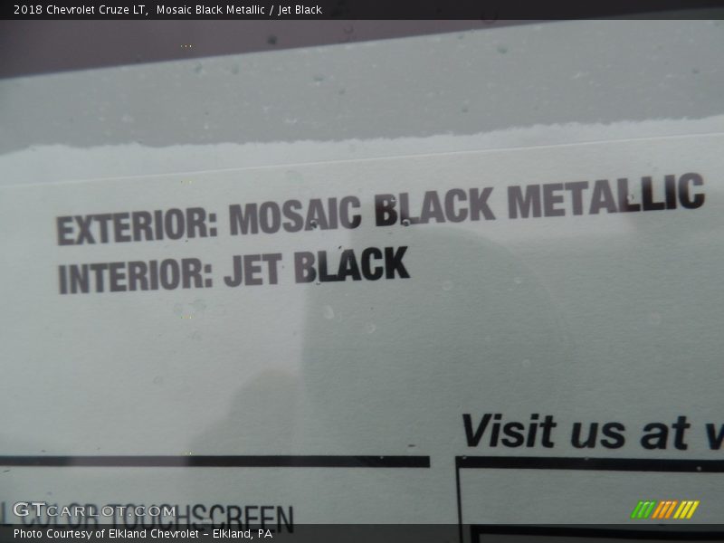 Mosaic Black Metallic / Jet Black 2018 Chevrolet Cruze LT