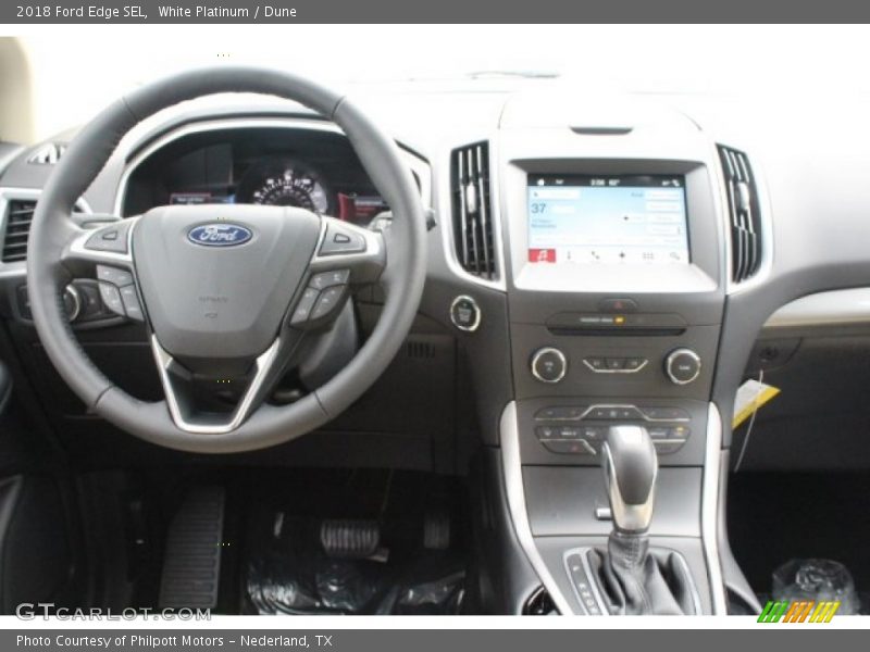 White Platinum / Dune 2018 Ford Edge SEL