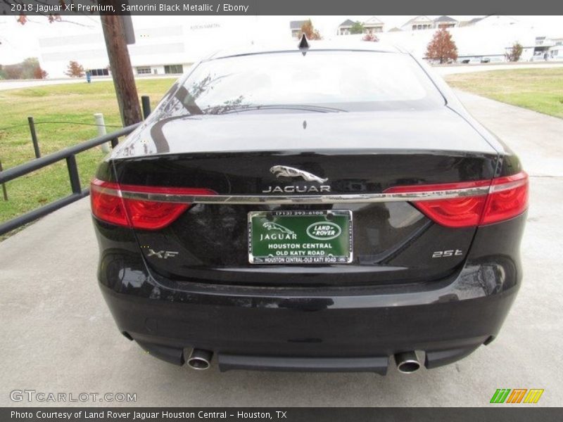 Santorini Black Metallic / Ebony 2018 Jaguar XF Premium