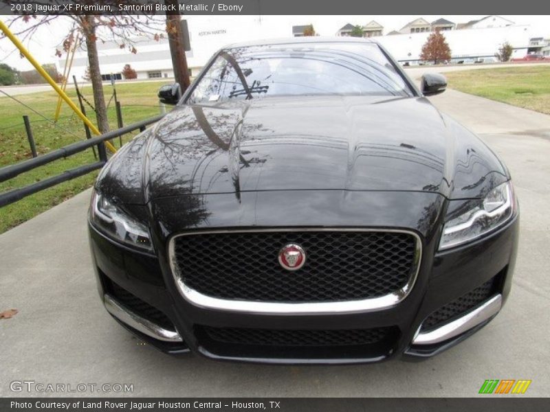 Santorini Black Metallic / Ebony 2018 Jaguar XF Premium