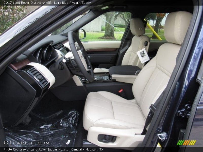 Front Seat of 2017 Discovery HSE