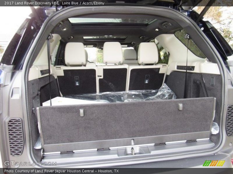 Loire Blue / Acorn/Ebony 2017 Land Rover Discovery HSE