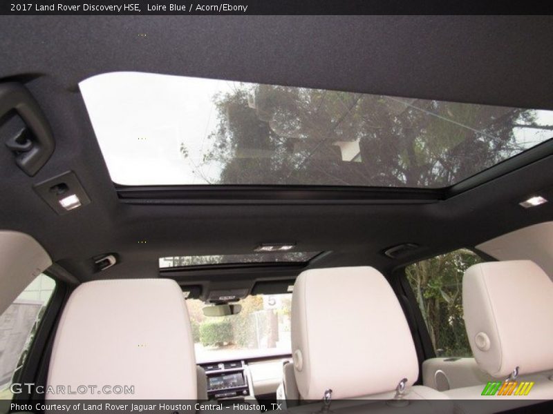 Loire Blue / Acorn/Ebony 2017 Land Rover Discovery HSE