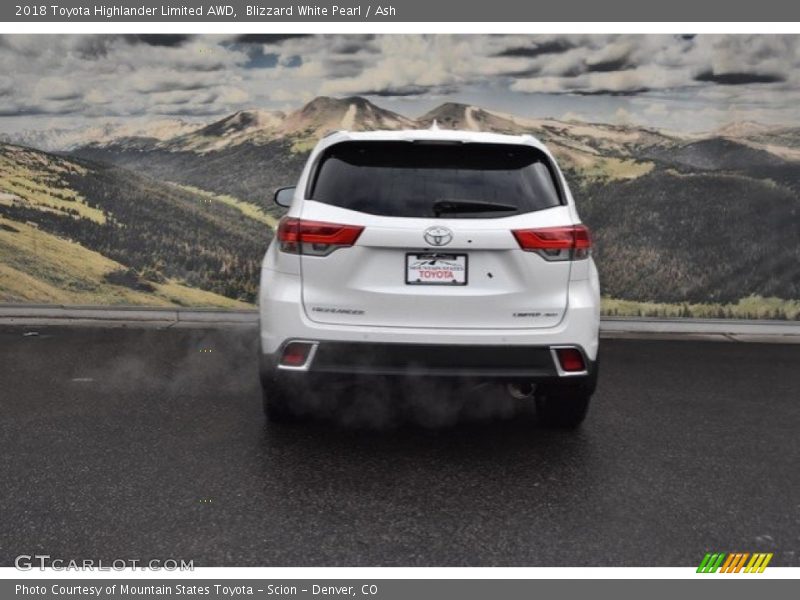 Blizzard White Pearl / Ash 2018 Toyota Highlander Limited AWD