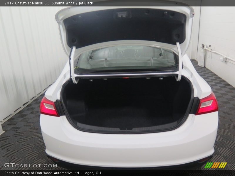 Summit White / Jet Black 2017 Chevrolet Malibu LT