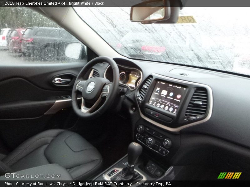Bright White / Black 2018 Jeep Cherokee Limited 4x4