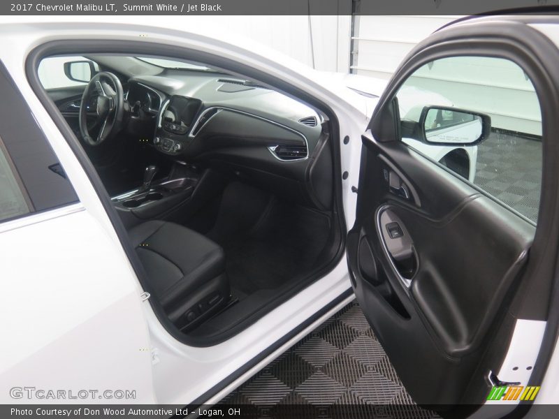 Summit White / Jet Black 2017 Chevrolet Malibu LT