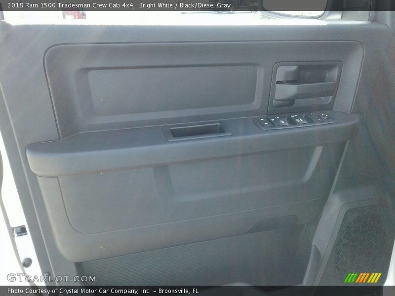 Bright White / Black/Diesel Gray 2018 Ram 1500 Tradesman Crew Cab 4x4