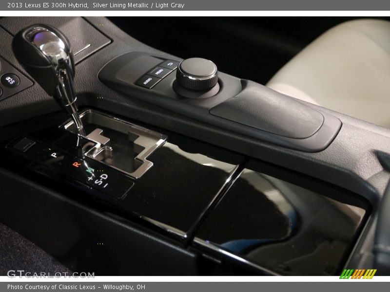 Silver Lining Metallic / Light Gray 2013 Lexus ES 300h Hybrid