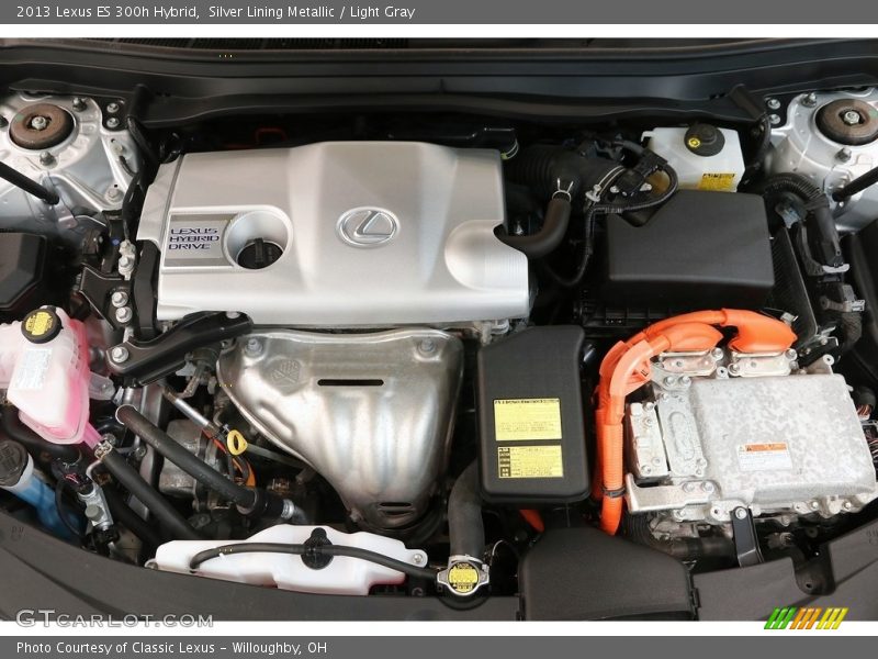 Silver Lining Metallic / Light Gray 2013 Lexus ES 300h Hybrid