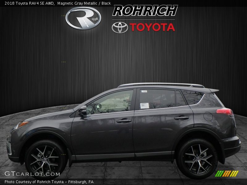 Magnetic Gray Metallic / Black 2018 Toyota RAV4 SE AWD