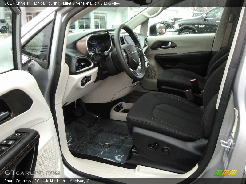 Billet Silver Metallic / Black/Alloy 2017 Chrysler Pacifica Touring