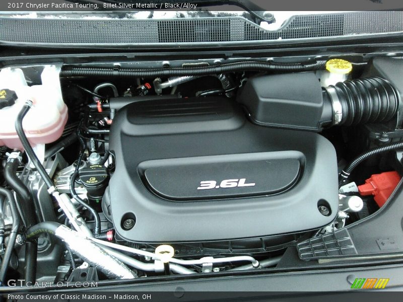 Billet Silver Metallic / Black/Alloy 2017 Chrysler Pacifica Touring