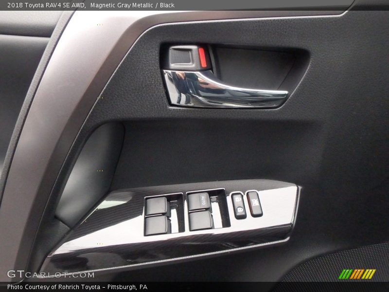 Magnetic Gray Metallic / Black 2018 Toyota RAV4 SE AWD