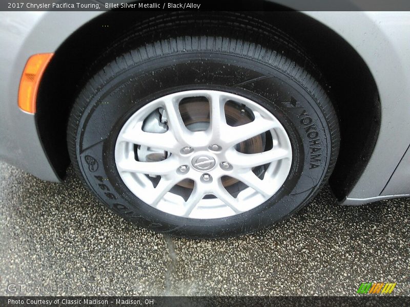 Billet Silver Metallic / Black/Alloy 2017 Chrysler Pacifica Touring