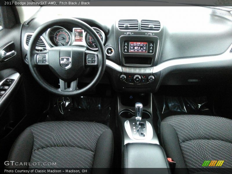 Pitch Black / Black 2017 Dodge Journey SXT AWD