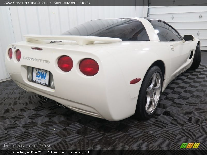 Speedway White / Black 2002 Chevrolet Corvette Coupe
