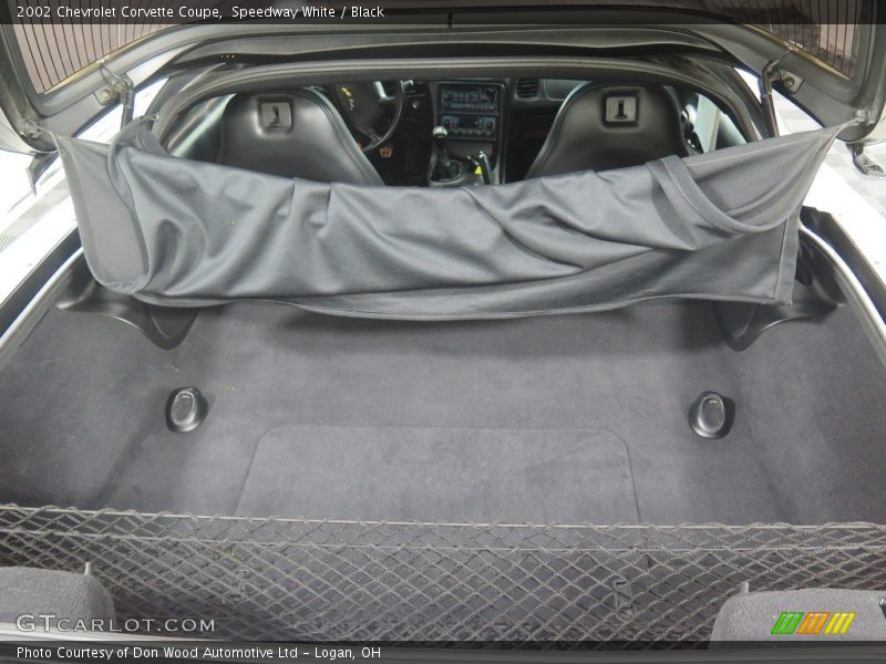 Speedway White / Black 2002 Chevrolet Corvette Coupe