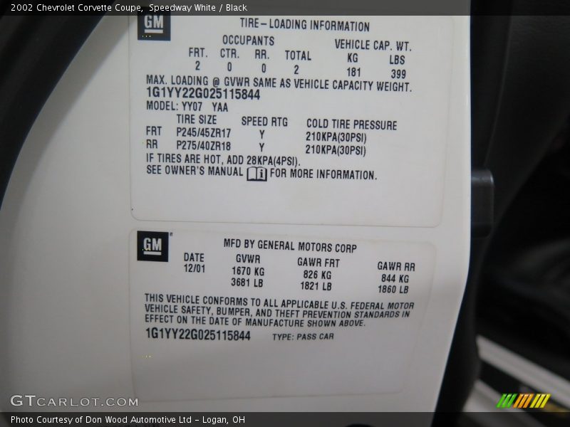 Speedway White / Black 2002 Chevrolet Corvette Coupe