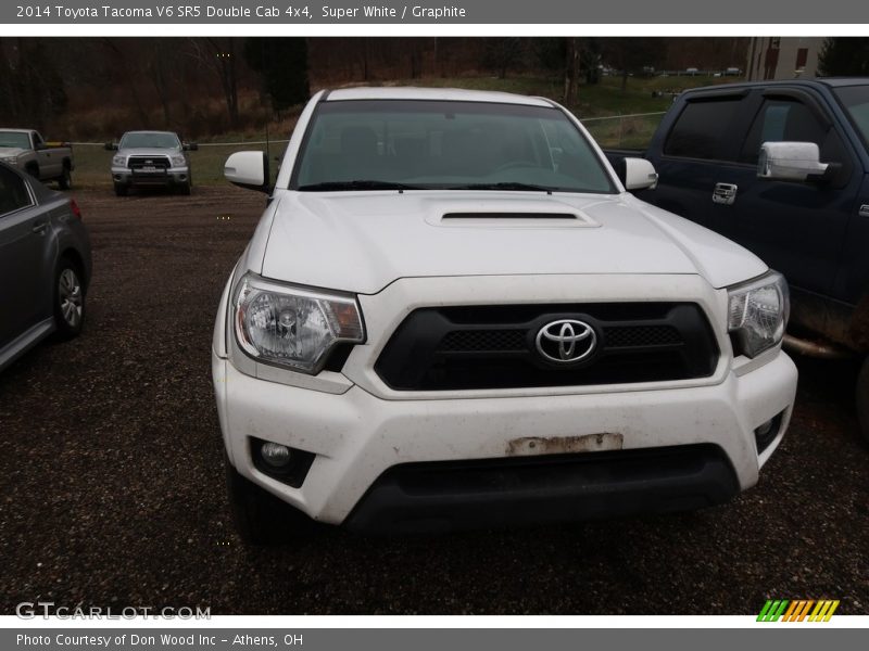 Super White / Graphite 2014 Toyota Tacoma V6 SR5 Double Cab 4x4