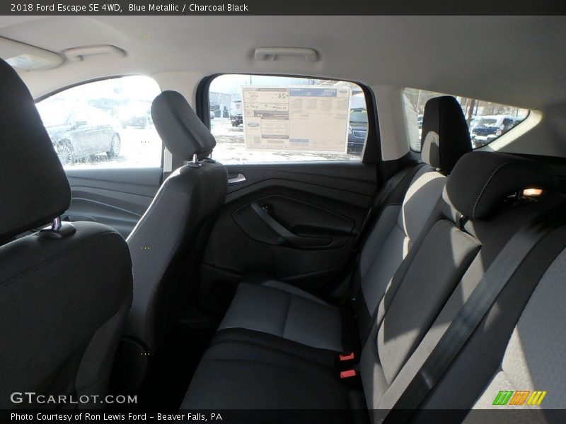 Blue Metallic / Charcoal Black 2018 Ford Escape SE 4WD