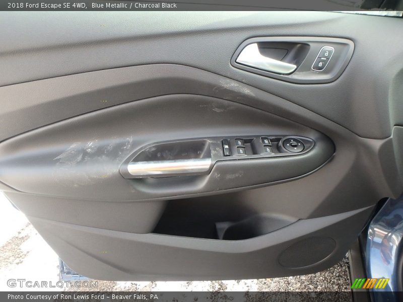 Blue Metallic / Charcoal Black 2018 Ford Escape SE 4WD