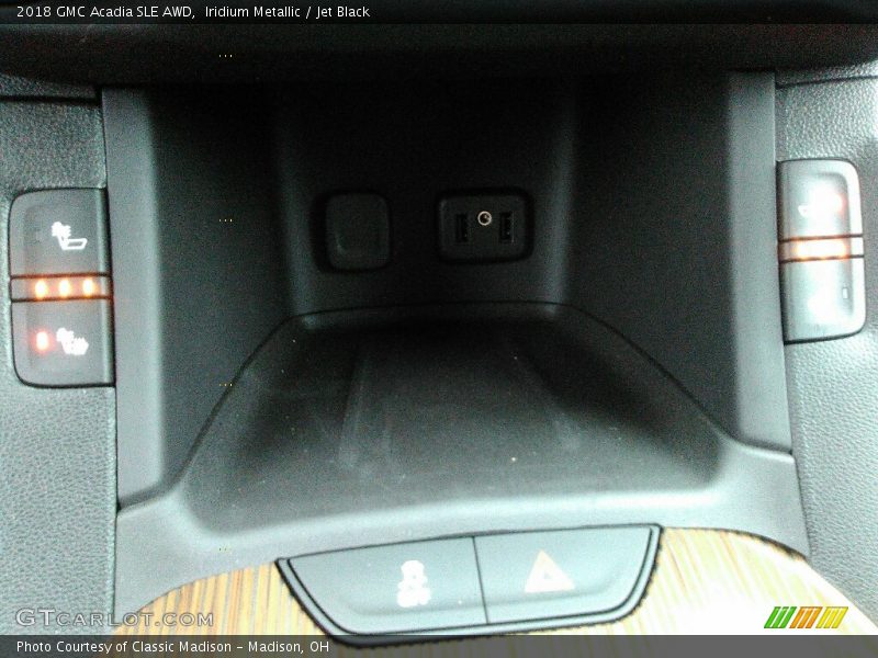 Iridium Metallic / Jet Black 2018 GMC Acadia SLE AWD