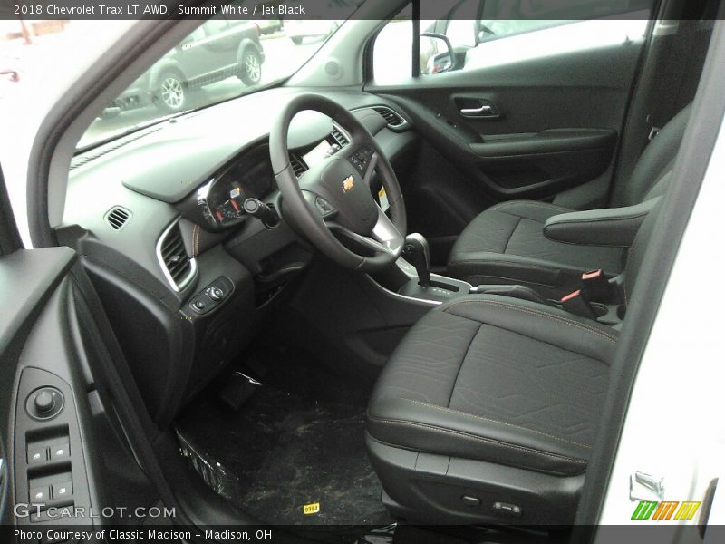 Summit White / Jet Black 2018 Chevrolet Trax LT AWD