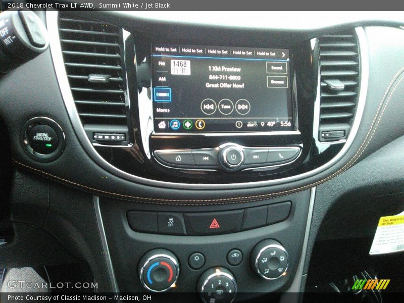 Summit White / Jet Black 2018 Chevrolet Trax LT AWD