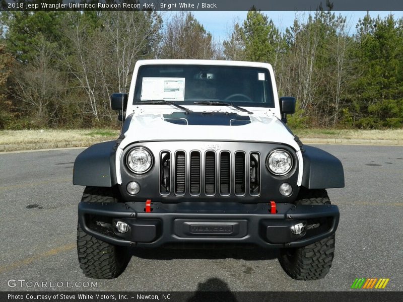 Bright White / Black 2018 Jeep Wrangler Unlimited Rubicon Recon 4x4