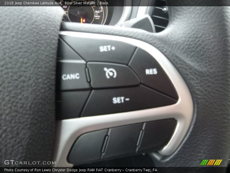 Billet Silver Metallic / Black 2018 Jeep Cherokee Latitude 4x4