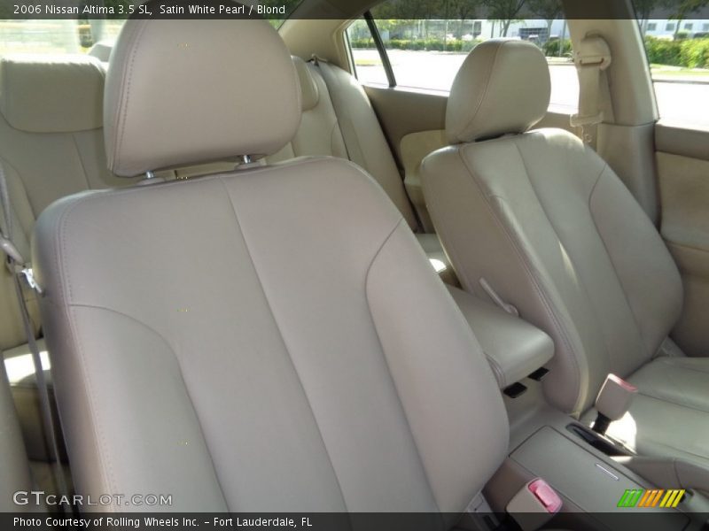 Satin White Pearl / Blond 2006 Nissan Altima 3.5 SL