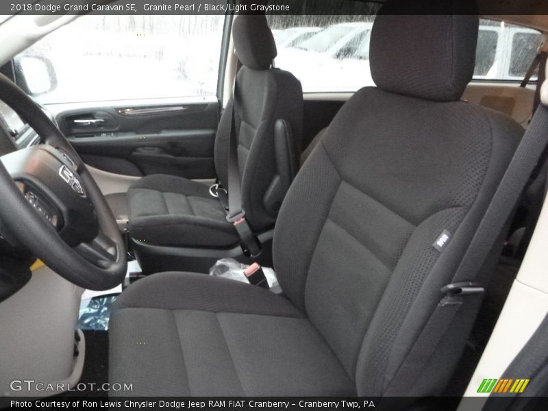 Granite Pearl / Black/Light Graystone 2018 Dodge Grand Caravan SE