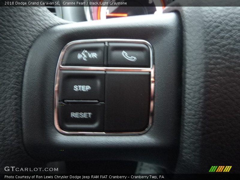 Granite Pearl / Black/Light Graystone 2018 Dodge Grand Caravan SE