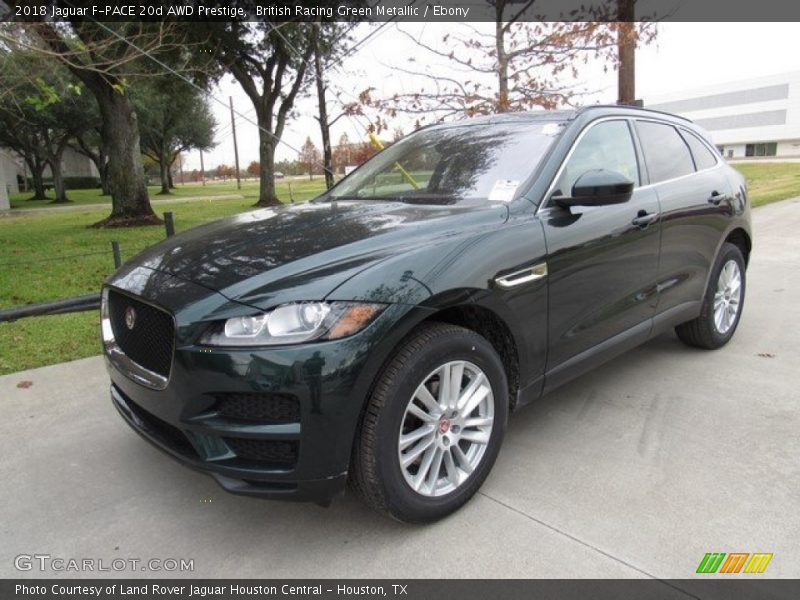 Front 3/4 View of 2018 F-PACE 20d AWD Prestige