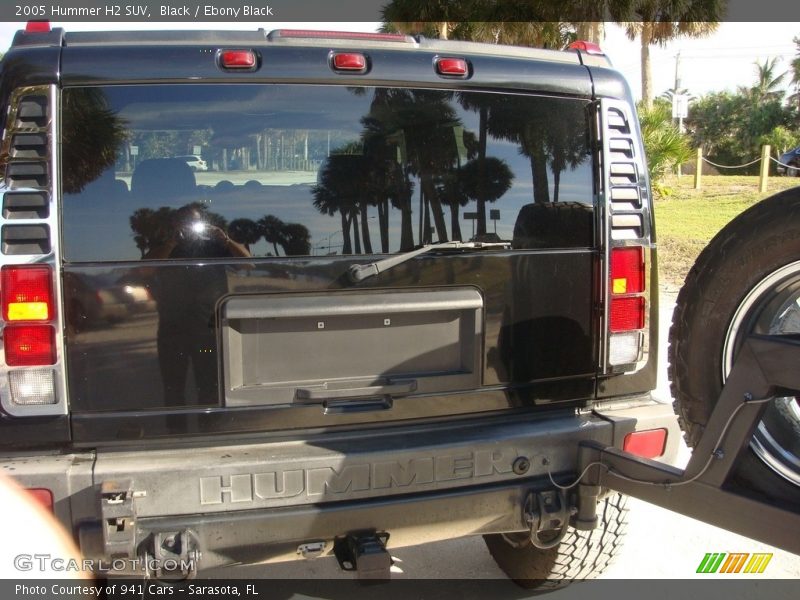 Black / Ebony Black 2005 Hummer H2 SUV