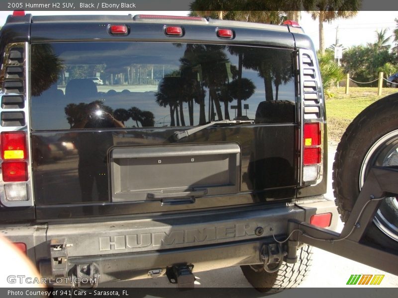 Black / Ebony Black 2005 Hummer H2 SUV