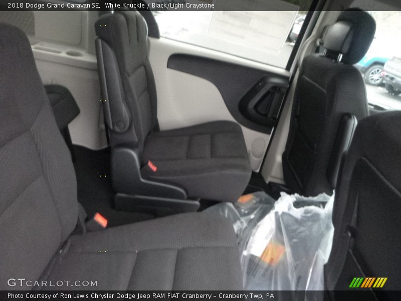 White Knuckle / Black/Light Graystone 2018 Dodge Grand Caravan SE