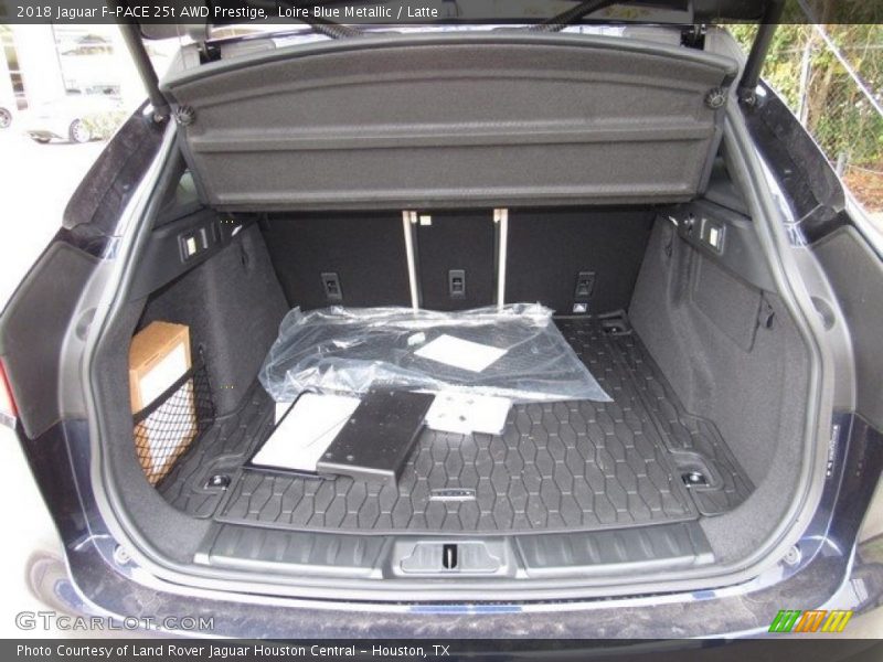 Loire Blue Metallic / Latte 2018 Jaguar F-PACE 25t AWD Prestige